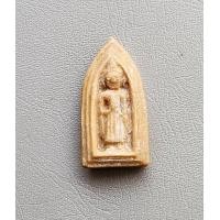 ราคา พระผงน้ำมัน พระประจำวัน วันจันทร์ ปางห้ามญาติ หลวงปู่จันทร์ วัดนางหนู เนื้อผงน้ำมันออกที่วัดโคกหม้อ จ ลพบุรี ปี 2480 สภาพสวย (20689943801)