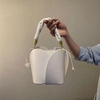 ราคา CHERL KOLRS แนวเกาหลีแนวเกาหลี กระเป๋าแฟชั่น ญ ลำลอง ไฮโซ แมทช์ง่าย เรียบง่าย กระเป๋าทรงถัง เรียบง่าย เรียบง่าย (19887600292)