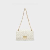 ราคา CHARLES and KEITH CK2 20840464 10 กระเป๋าทรงสี่เหลี่ยมผู้หญิง (20871162150)