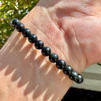 ราคา 6JA BA สร้อยข้อมือหยกดำ หยกดำส่องเขียวแซมๆ 6 มิล สร้อยข้อมือหยก ไหมยืด Jadeite A รับประกันหยกแท้ตลอดชีพ (21019429158)