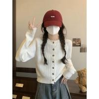 ราคา H H พร้อมส่ง เสื้อไหมพรมแขนยาว คอกลม มีกระดุมด้านหน้า M1139 C (20901627900)