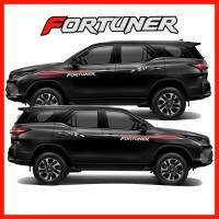 ราคา TOYOTA Fortuner สติ๊กเกอร์แต่งลายโคลนชายประตูฟอร์จูนเนอร์ ชุดแต่งฟอร์จูนเนอร์ สติ๊กเกอร์ซิ่ง สติ๊กเกอร์ติดรถ sticker สอบถามเพิมทางแชท (20943659377)