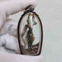 ราคา พระแม่ธรณีบีบมวยผม หลวงปู่กาหลงเขี้ยวแก้ว งานทองเหลืองเลี่ยมกรอบกันน้ำ แม่พระธรณี เป็นเทพผู้คุ้มครองแผ่นดิน มีบริการส่งฟรี (17830035334)