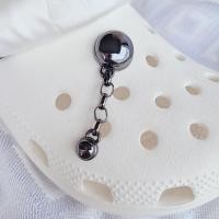 ราคา สายโซ่รองเท้าแตะ เครื่องประดับโลหะใหม่จี้รูปจระเข้ โลหะแบบทำมือ ไข่มุก หมุดย้ำ พังค์ เพชร อัญมณี โซ่ชุดรองเท้าเครื่องประดับ (20045649702)