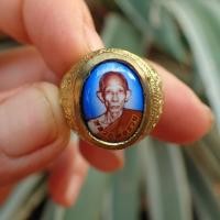 ราคา แหวนหลวงพ่อรวย ปาสาทิโก หัวแหวนเป็น รูปล็อกเก็ต ปี2554 วัดตะโก จ อยุธยา เนื้อทองเหลือง เบอร์6 บันดาลความสำเร็จ โชคลาภ (18454359550)