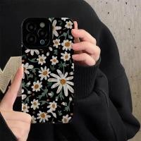 ราคา เคสโทรศัพท์เนื้อหนังลายดอกเดซี่เล็กสำหรับ iPhone 14 13 12 11 Pro Max 12 13 Mini 6 6S 7 8 Plus X XR XS Max เคสหลังแฟชั่นที่สร้างสรรค์เคสโทรศัพท์พร้อมคลุมทั้งหมดฝาครอบป้องกันกล้องเลนส์ (20118492452)