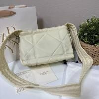 ราคา CarLyn รุ่น reeve mini เกาหลีฮิตสุดๆ อุปกรณ์ ป้ายแบรนด์ ถุงผ้า แครการ์ด (19649336152)