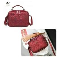 ราคา กระเป๋าสะพาย ADIDAS Originals 3D Mini Airliner Style Shoulder Bag ISSEY MIYAKE Style Shoulder Bag งานแบรนด์แท้ ทรงสวยสุดฮิต (18437119837)