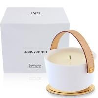 ราคา LOUIS VUITTON Dehors il Neige Perfumed Candle 220g กล่องซีล (17392134721)