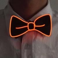 ราคา NEB11เสื้ออุปกรณ์เสริมสำหรับงานปาร์ตี้ของผู้ชายกางเกงแบบปรับได้เรืองแสงในบาร์มืดเครื่องแต่งกายเทศกาลดนตรีสำหรับผู้หญิงแสงไฟคลิปสายเอี๊ยม LED ผูกโบว์เรืองแสงคลิปหนีบกางเกงชุดสายเอี๊ยม (18910035196)