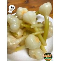 ราคา แซ่บอีสานคำนัวย์ กระเทียมดอง สามรส คัดไซด์หัวใหญ่ๆหอม กรอบ อร่อย สารพัดประโยชน์ลองเลยเจ้า เเซ่บเว้อออ (19472553211)