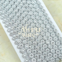 ราคา สังวาลย์ สังวาลย์เพชร 10 หลา แพ็ค 9 เมตร เพชรเส้น พลอยเส้น ทับทิมประดับ ติดเพชร พลอยเทียม ทับทิมคละสี DIY (17457263472)