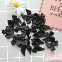 ราคา โบว์จิ๋ว โบว์ผ้าซาตินสีพรีเมี่ยมเรียบหรู หน้ากว้าง 13 มม แพ็คละ 100 ชิ้น โบว์ติดของชำร่วย (10280330874)