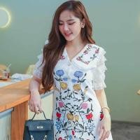 ราคา Plus size มินิเดรสขาวปักดอกไม้งานป้ายสาวอวบ เสื้อผ้าแฟชั่นผู้หญิงอ้วน ทรงเเขนเจ้าหญิง รุ่น ด โอบาร์ B14 (20767047042)