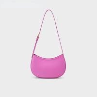 ราคา CHARLES and KEITH CK2 20151163 กระเป๋าสะพายข้างซิปเรียบง่าย (17484314519)