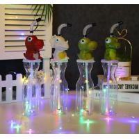 ราคา พร้อมส่ง กระบอกน้ำมีไฟหัวไดโนเสาร์ 500MLแก้วน้ำลายการ์ตูน ไดโนเสาร์ ขวดน้ำพลาสติกมีไฟ แก้วน้ำแฟนซี (18063372411)