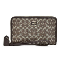 ราคา กระเป๋าคล้องมือ COACH แท้ Coated Canvas ลาย Signature มีสายคล้องมือหนังแท้ ใส่บัตรได้ Coach 63447 Universal Wristlet in Signature Coated Canvas Brown (21200707939)