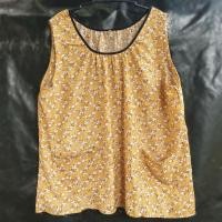 ราคา 004 size XL เสื้อคอกระเช้าลายดอก เสื้อคนแก่ ขนาด อก 52 ยาว 44 (15127460021)
