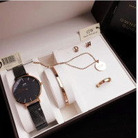 ราคา นาฬิกาข้อมือ นาฬิกาแฟชั่ Daniel Wellington Classic DW watch women Petite 32mm DW00100163 แท้จริง 100 Gift set (21038351619)