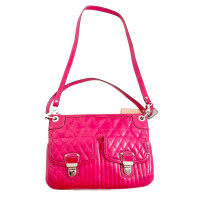 ราคา กระเป๋าสะพาย COACH แท้ รุ่นหรูจาก Shop หนังแท้ ฟอกแบบเห็นลายหนัง สวยงาม มีสายยาวถอดแยกได้ ทรงน่ารักมาก COACH 19856 Poppy Quilted Leather Pocket Hippie Crossbody Fuchsia (11993551490)