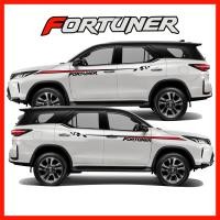 ราคา TOYOTA Fortuner สติ๊กเกอร์แต่งลายโคลนชายประตูฟอร์จูนเนอร์ ชุดแต่งฟอร์จูนเนอร์ สติ๊กเกอร์ซิ่ง สติ๊กเกอร์ติดรถ sticker สอบถามเพิมทางแชท (20943659379)