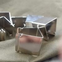 ราคา แหนบหนีบกระเบื้อง แหนบยึด เศษ กระเบื้อง สแตนเลส สำหรับหลังคา คอนกรีต ซีแพค กิ๊ป (15764196942)