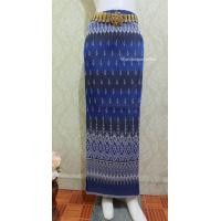 ราคา ผ้าถุงไหม ผ้าซิ่นไหม ผ้ามัดหมี่ฝ้ายย้อมคราม ขนาด2หลา (810804844)