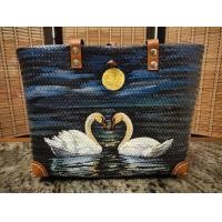 ราคา กระเป๋าสานกระจูดย้อมสี ลายเพ้นท์ทำด้วยมือ แฮนด์เมดทั้งชิ้น มีหลายขนาด (21122402310)