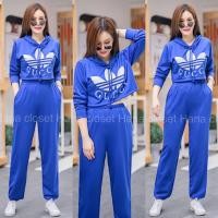 ราคา เซท 2 ชิ้น เสื้อครอปแขนยาวแต่งฮู้ด สกรีนอก พร้อมกางเกงขายาว จั้มปลายขา ชุดเซต ชุดเซ็ท (15397273007)