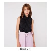 ราคา asava ss23 Asava Sleeveless Draped Blouse เสื้อผู้หญิง แขนกุด คอตั้ง แต่งเดรปไขว้ที่ด้านหน้า (19182295560)