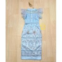 ราคา Amelia เดรสลายไทยทรงเข้ารูปดีเทลแต่งลูกไม้แขนทรงอลังสุดๆ ผ้าหนาอัดกาวทรงเป๊ะ สวยหรูหรา เดรสผ้าไทยสีฟ้า วันแม่ สีขาว (20330310022)