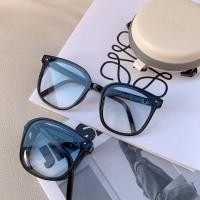 ราคา พร้อมส่ง แว่นตากันแดด เลนส์โพลาไรซ์ ป้องกันรังสียูวี กรอบขนาดใหญ่ พับได้ ใช้งานสะดวก สไตล์เรโทร สําหรับผู้หญิง (17507549569)