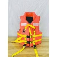 ราคา เสื้อชูชีพแบบมีปกคอสำหรับเด็ก รุ่นที พาราซอ แบบสี มีสามขนาดให้เลือก ติดแถบสะท้อนแสง มีนกหวีดและสายรั้งขาเพื่อความปลอดภัย (19954388926)