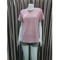 ราคา เสื้อยืเแฟชั่นคอโช้คเกอร์จี้มุกกํามะหยี่ผู้หญิง รุ่นใหม่ ผลิตจากผ้ากํามะหนี้เนื้อดี ผ้านิ่มใส่สบาย ไม่ร้อน (20810873997)