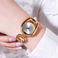 ราคา GD 2980 ทรงกุญแจ น่ารักสุดๆ ของแท้ 100 นาฬิกา นาฬิกาข้อมือผู้หญิง จีดี้ (20892363760)