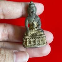 ราคา พระกริ่งชินบัญชร รุ่นเเรก หลวงพ่อสิงห์ ฐิตจิตโต วัดเขาหวาย ต บางบุตร อ บ้านค่าย จ ระยอง เนื้อมหาชนวน (14236044741)