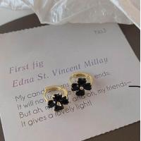 ราคา littlegirl gifts Black Diamond Four leaf Clover Earrings (20938795063)