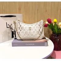 ราคา กระเป๋าLynพอช solyn งานฉลุ มีสองสาย ทรงนี้ฮิตมาก (18458769106)