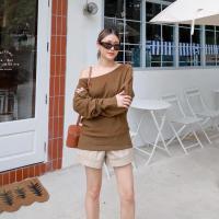 ราคา NEW Off shoulder top 390 ฟรีส่ง เสื้อไหมพรมผ้าร่อง เนื้อผ้านิ่ม แขนยาว คอปาด เว้าไหล่โชว์ความเซ็กซี่ glam (17647786850)