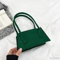 ราคา Bag women 2023 spring trend fashion clutch bag personality portable small square simple handbag (19355567258)