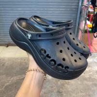 ราคา รองเทา Crocs classic baya clog platform รองเท้าผู้หญิง ส้นสูง 5cm สวย นิ่ม ใส่สบ่าย (19015932518)