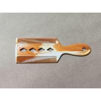 ราคา หวีเสนียด หวีเหา สางเหา ลวดลายโบราณ หวีตาถี่ หวีสางผม (18160981762)