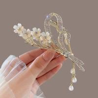 ราคา HOMp กิ๊บติดผมรูปคลิปผมผู้หญิงมุกคริสตัลโลหะประดับพู่ดอกไม้สไตล์เกาหลีกิ๊บติดผมเด็กสาวแฟชั่นกิ๊บปากปลาฉลามสวยงามเครื่องประดับผม (19887328463)