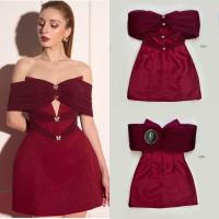 ราคา LINDA BRAND LD085 ชุดเดรสสั้นสีแดงปาดไหล่ (21135883165)