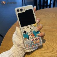 ราคา JieHui สำหรับ Samsung Z Flip5 PC Matte White stitching Snoopy Fashion Phone cases (20050315903)