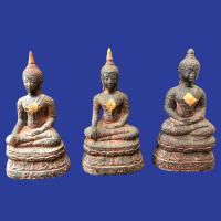 ราคา พระสามสมัย พระพุทธรูป3สมัย พระสุโขทัย พระเชียงแสน พระอู่ทอง ปางมารวิชัย เนื้อศิลาโบราณปิดทองหน้าตัก5นิ้วสูง 11 นิ้วชุด3องค์759 (12667823841)