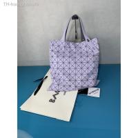 ราคา กระเป๋าสะพาย BaoBao Issey Miyake กระเป๋าถือ กระเป๋าสะพาย กระเป๋าช้อปปิ้ง กระเป๋าโท้ท 10x10 Handbag Tote Christmas Gift (9978815688)