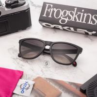ราคา Oakley Frogskins OO9245 D0 Prizm Grey Gredient (20820301542)
