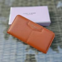 ราคา กระเป๋าสตางค์ซิปรอบใบยาว ด้านในสีแดง มีสายคล้อง พร้อมกล่อง (21195774664)