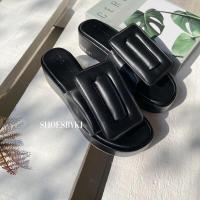 ราคา รองเท้าBoyy รองเท้าส้นเตารีด CB 11 รองเท้าส้นสูง 2 นิ้ว KK007 พร้อมส่ง พื้นตีแบรนด์ KIMKUNG รองเท้าแฟชั่น รองเท้าผญ (8769148312)